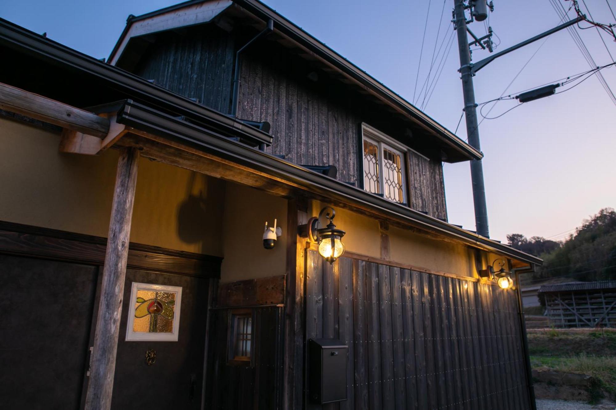 サウナとドッグラン付きのアンティーク古民家宿 Akiya Cornerstone Awaji Extérieur photo